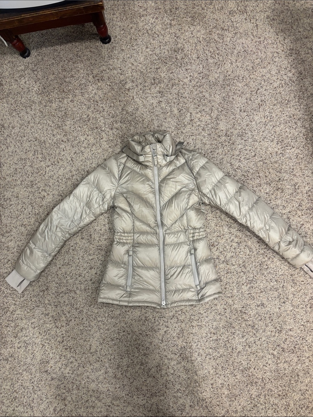 Athleta Beige to Silver Quilted Lightweight Puffer Jacket - Women XS